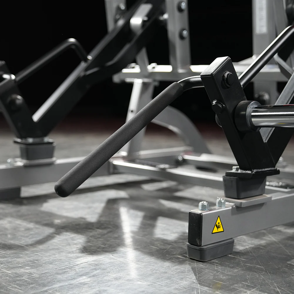 Hammer Strength Ground Base® Squat / High Pull - Life Fitness Brands